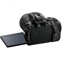 尼康（Nikon） D5600 单反套机（AF-S DX 尼克尔 18-140mm f/3.5-5.6G ED VR）黑色