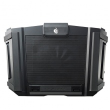 酷冷至尊（CoolerMaster） SF-17 笔记本散热器 (游戏玩家专用/18CM大静音风扇/支持17寸) 黑色