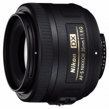 尼康（Nikon） AF-S DX 35mm f/1.8G单反镜头 人像/自然/风景 轻巧便携