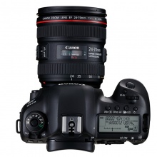 佳能（Canon）单反相机套机EOS 5D Mark IV（EF 24-70mm f/4L IS USM） （配64G卡+包+佳能LP-E6N 电池+三脚架S-324+天利77mm 镜片）