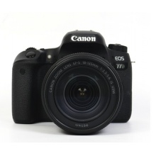 佳能（Canon）单反相机套机EOS 77D（EF-S 18-200mm f/3.5-5.6 IS）（配闪迪64G高速卡+原装包+佳能LP-E17 电池+天利67mm镜片）