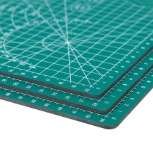 得力（deli）78401 A3耐用PVC切割垫板桌垫