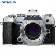 奥林巴斯（OLYMPUS）E-M5 Mark III 数码相机（含32G内存卡/相机包）